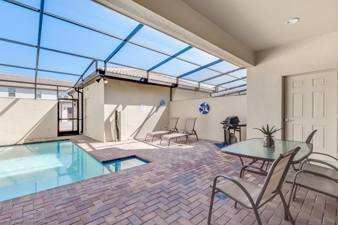 Townhome Wprivate Pool & Bbq, Near Casa de férias Kissimmee
